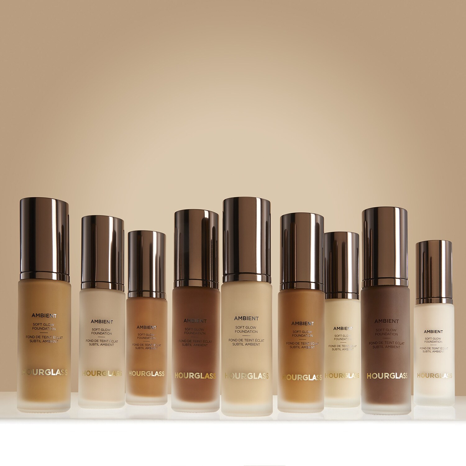 Разглаживающий тональный крем Hourglass Ambient Soft Glow, 30 мл, оттенок 2 — фото 5