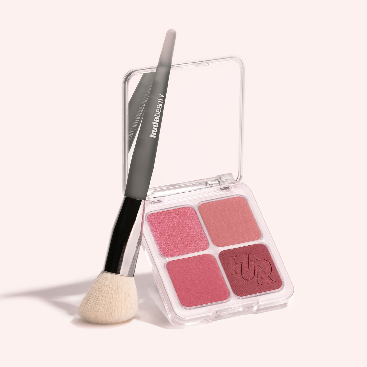 Diffusing Cheek Brush