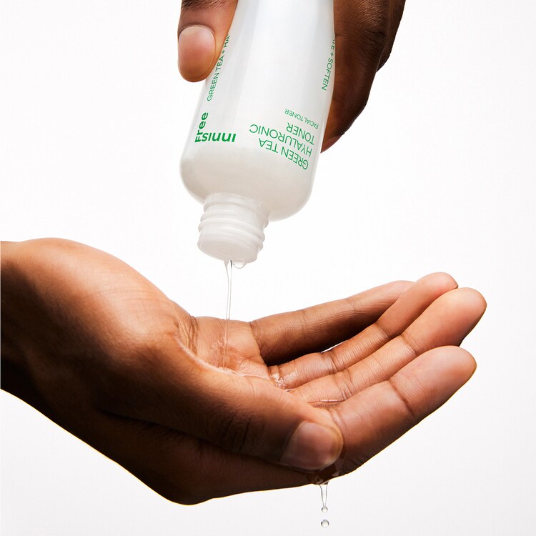 Lotion Tonique à l'Acide Hyaluronique et au Thé Vert – Hydratační tonikum