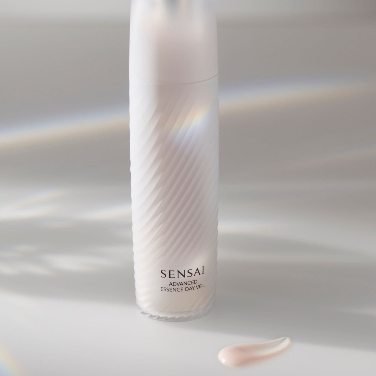 Advanced Essence Day Veil - Krem | SENSAI ≡ SEPHORA