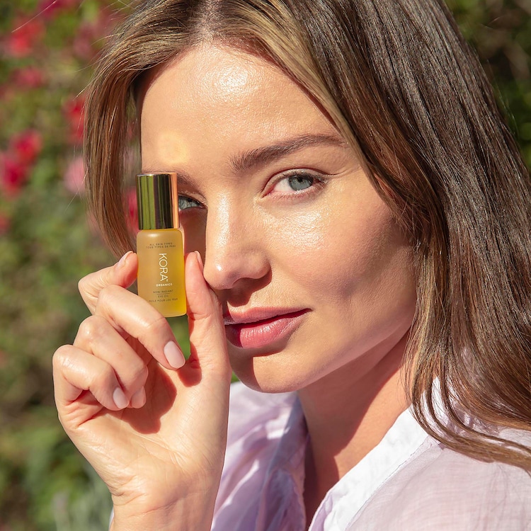 Noni Radiant - Eye Treatment Oil
