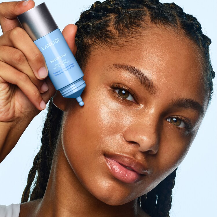 Water Bank Aqua Facial - Feuchtigkeitsspendendes Glow-Serum mit AHA/BHA