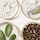 Revitalizing Supreme+ – Odmładzający balsam pod oczy