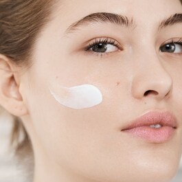 Dnevna krema sa sorbetom i 72-satnom hidratacijom SPF 15