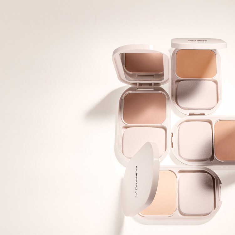 Real Flawless Feather Matte Powder Foundation - Fond de Teint Poudre