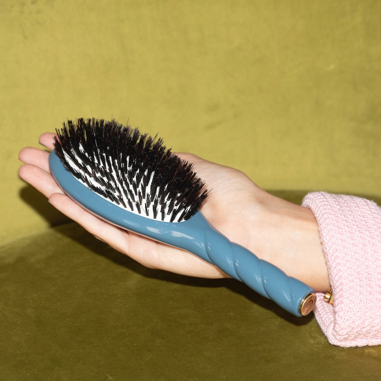 N.01 La Brosse Brillance & Soin - L'UNIVERSELLE