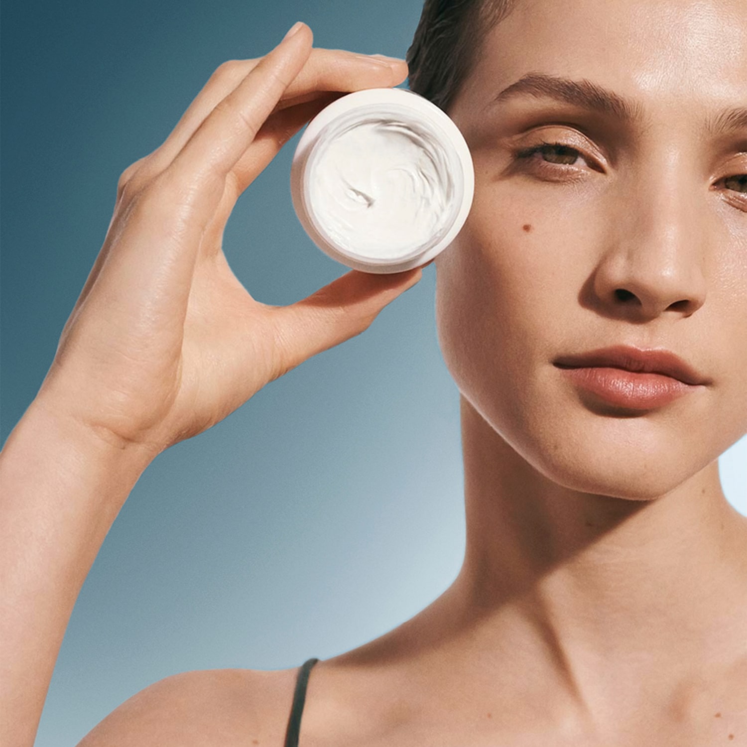 THE GLOWING HYDRATION COLLECTION​