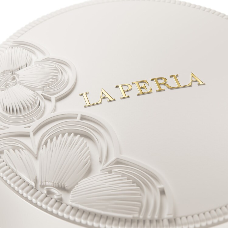 La Perla Beauty - Energetyzujący peeling solny do ciała na bazie olejów