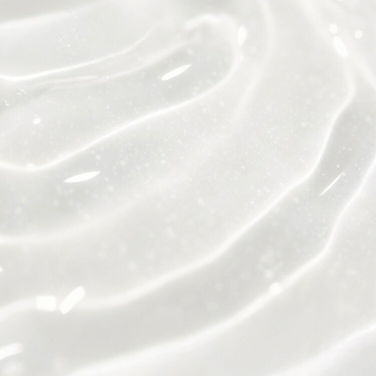 White Caviar Light Infusion Essence - Lotion illuminatrice et raffermissante