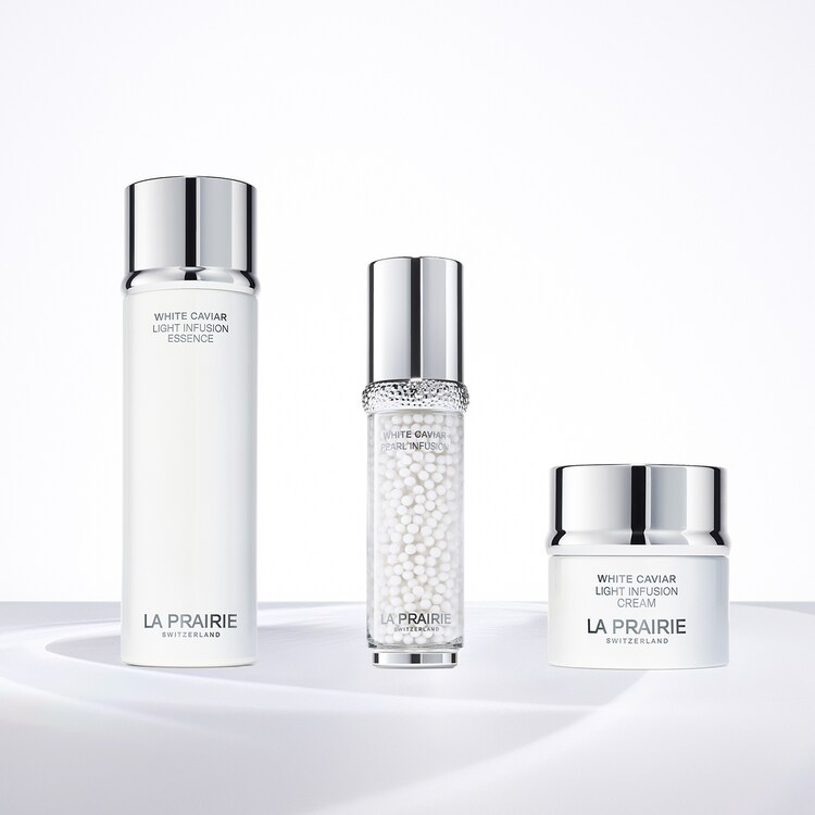 White Caviar Light Infusion Essence - Lotion illuminatrice et raffermissante