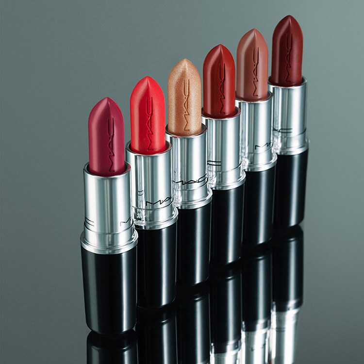 Lustreglass Sheer-Shine Lipstick - Rouge à lèvres satiné hydratant