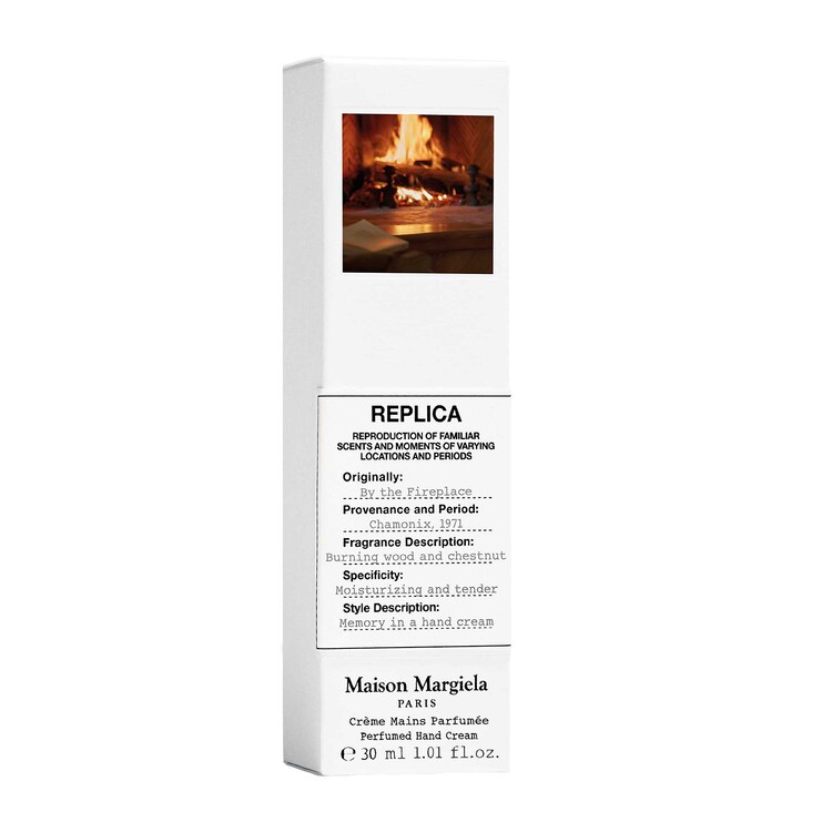 Replica By The Fireplace - Crème pour les Mains Boisée Ambrée