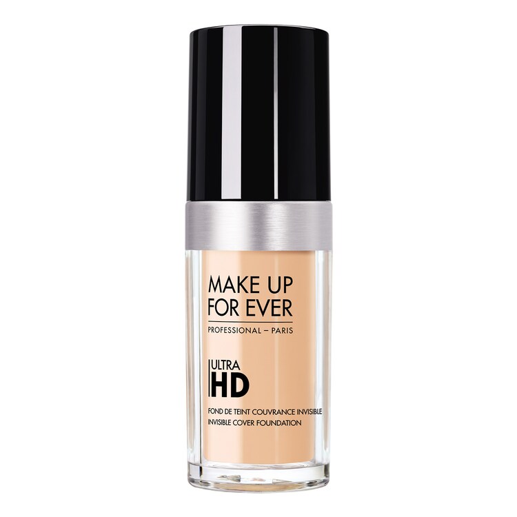 Ultra HD Foundation - Středně krycí make-up