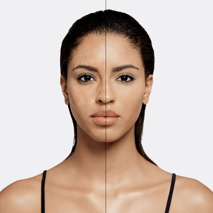 Ultra HD Foundation - Středně krycí make-up