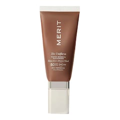 The Uniform - Flytande tonat mineraliskt solskydd SPF 50, MERIT BEAUTY