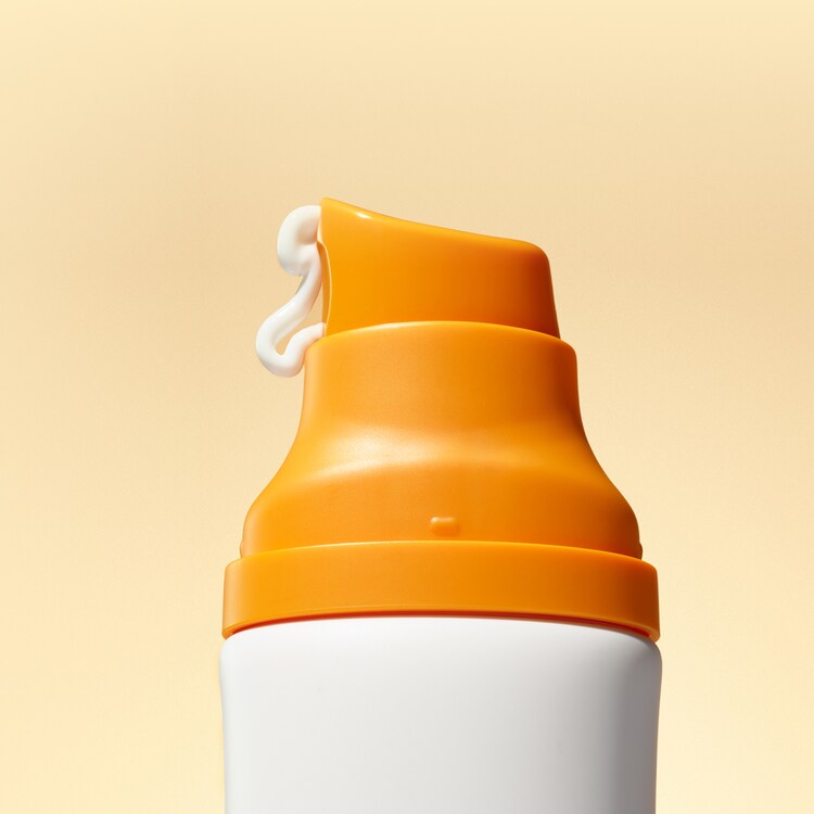 Superactive SPF: Brightening - Rozświetlający krem SPF 50