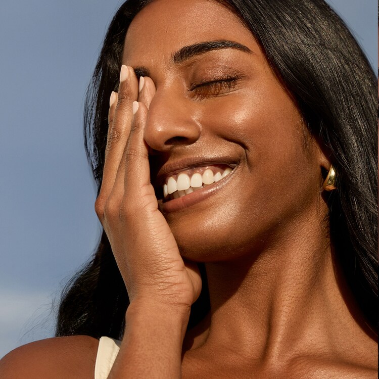 Superactive SPF: Brightening - Rozświetlający krem SPF 50