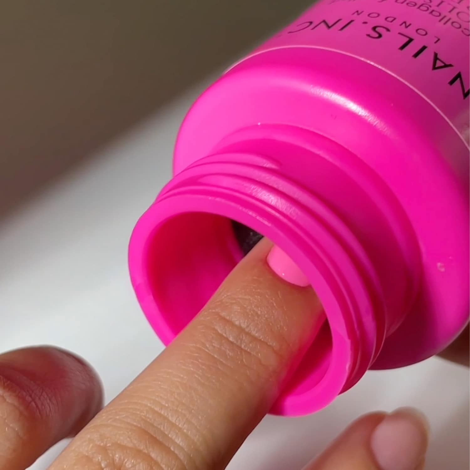Vegan Collagen Fuelled Rapid Nail Polish Remover Pot