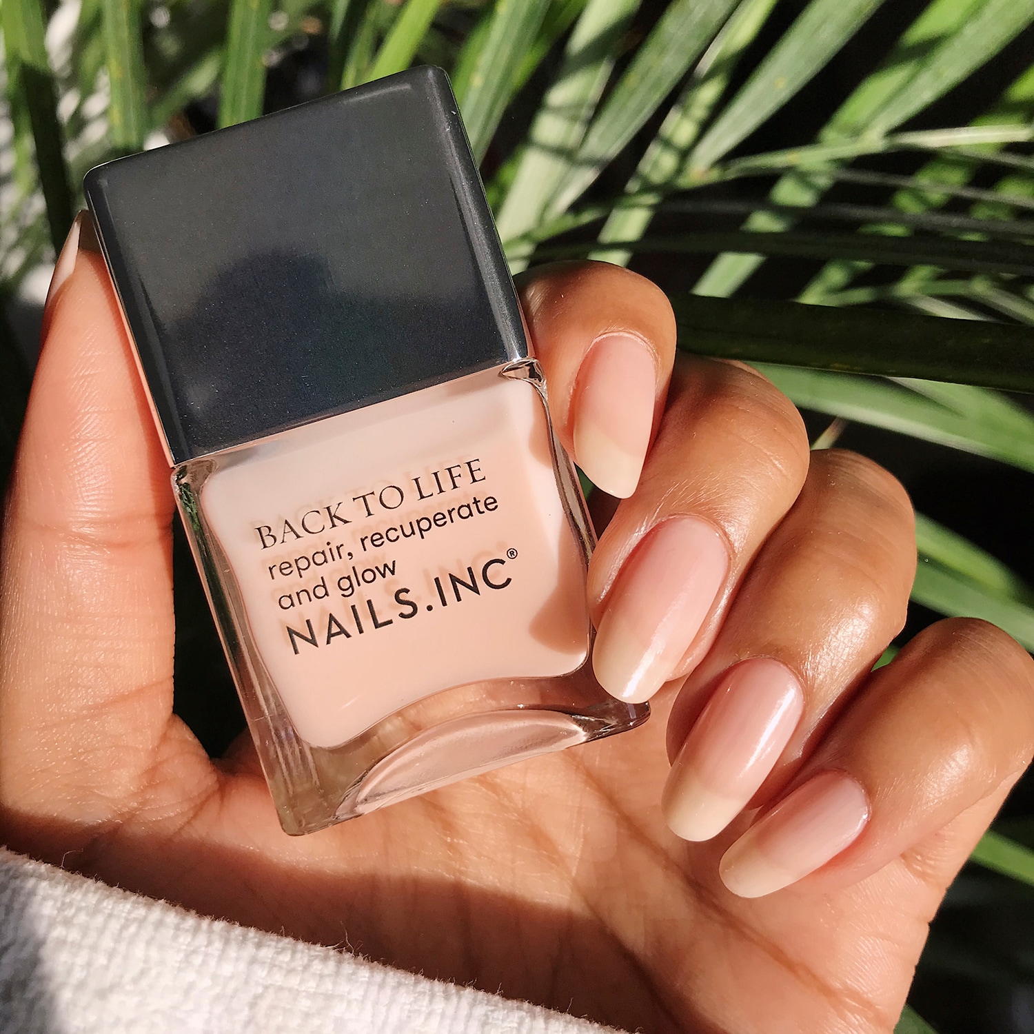 Back To Life Nail Strengthening Recovery Treatment