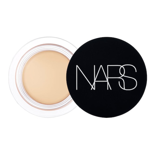 Nars - Soft Matte Complete Concealer - Korektor Cieni Pod Oczami - Café Con Leche - Light 2.6 With golden Undertones - Dla Kobiet