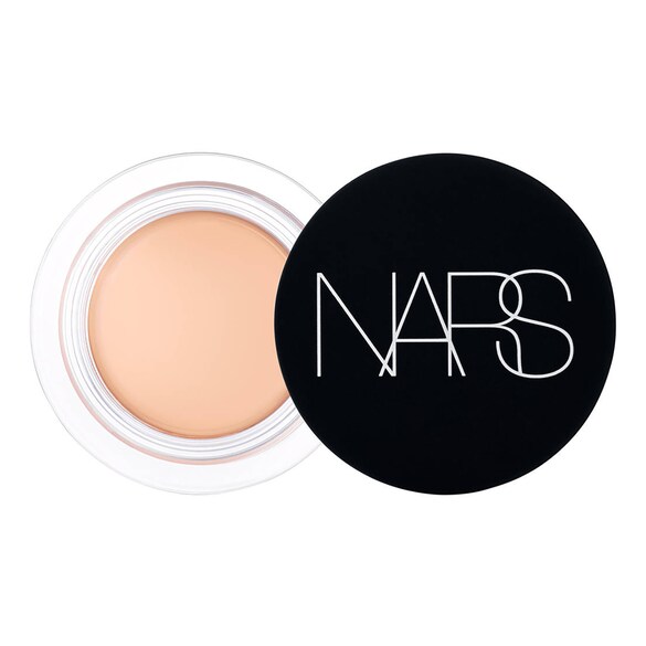 Nars - Soft Matte Complete Concealer - Correttore Antiocchiaie - walnut - Medium Dark 2.6 With Rich Golden Undertones - Donna - Immagine 1