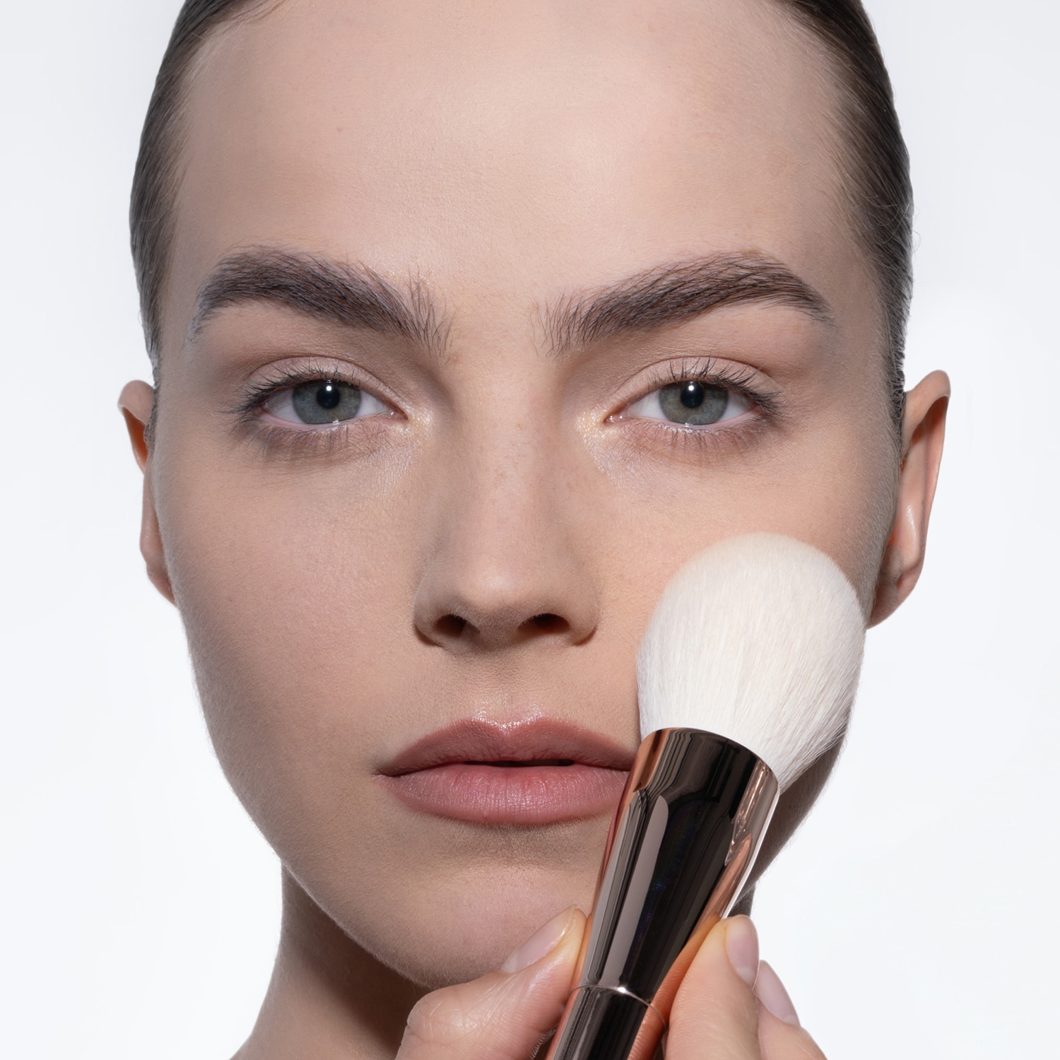 HY-GLAM™ Powder Brush