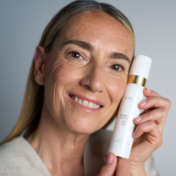 Serum Mist Ultra Radiance + - Siero Illuminante antiossidante e Booster di LED