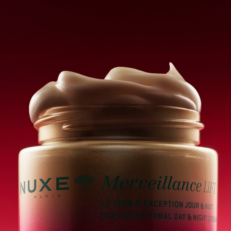 Merveillance Lift - Creme de Dia e Noite Excecional