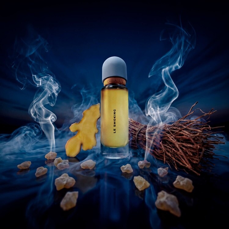 LE SMOKING - Eau de parfum con notas ahumadas y amaderadas
