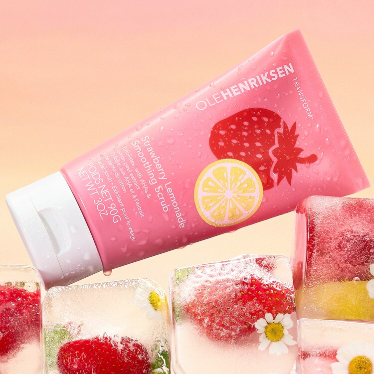 Strawberry Smoothing Scrub - Gesichtspeeling mit AHA