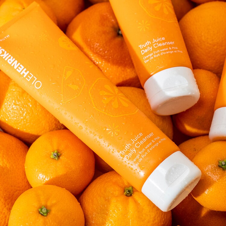 Truth Juice Daily Cleanser - Żel do mycia i oczyszczania twarzy z kwasami PHA