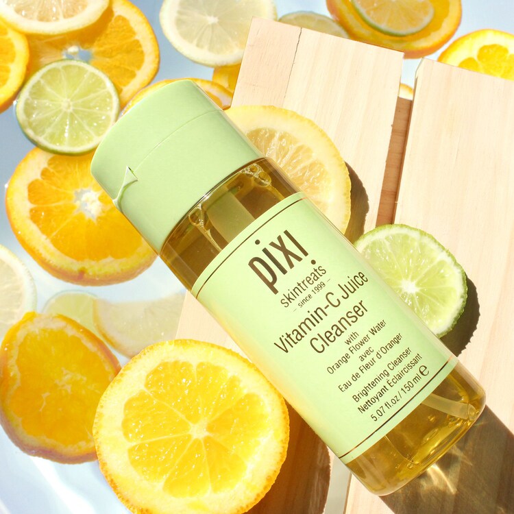 Vitamin C Juice Cleanser - Rozjasňující čisticí voda