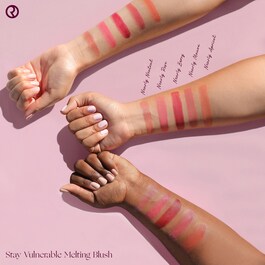 Stay Vulnerable Melting Blush - Rumenilo za lice