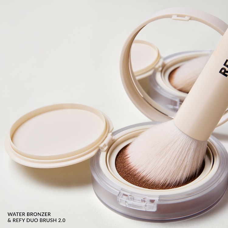 Bronzer - Ελαφρύ υγρό bronzer με υδάτινη σύνθεση