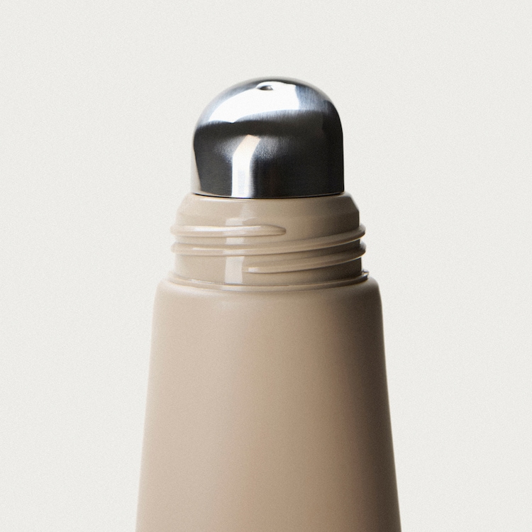 Blur & Hydrate Primer - Anti-Glanz-Primer mit Hyaluronsäure