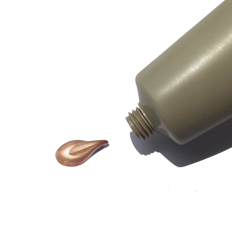 Gloss Highlighter - Υγρό μη κολλώδες highlighter προσώπου
