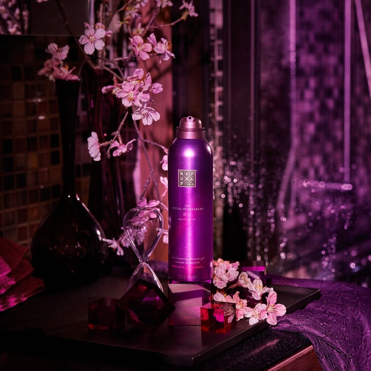 The Ritual of Yozakura Foaming Shower Gel - Sprchová pěna