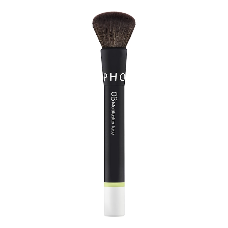 06 Multitasker face brush - Intuitiv applicering med perfekt finish