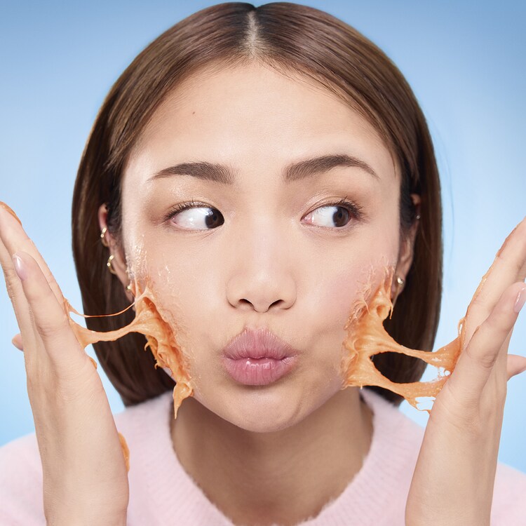 CLEANSER  - Glødgivende rens med mochi-tekstur og C-vitamin