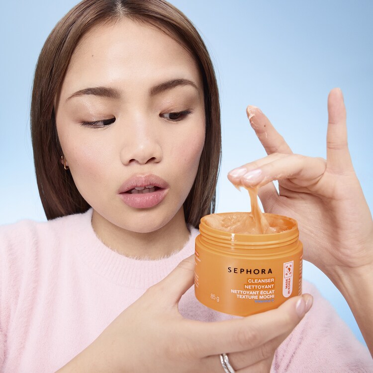 CLEANSER  - Glødgivende rens med mochi-tekstur og C-vitamin