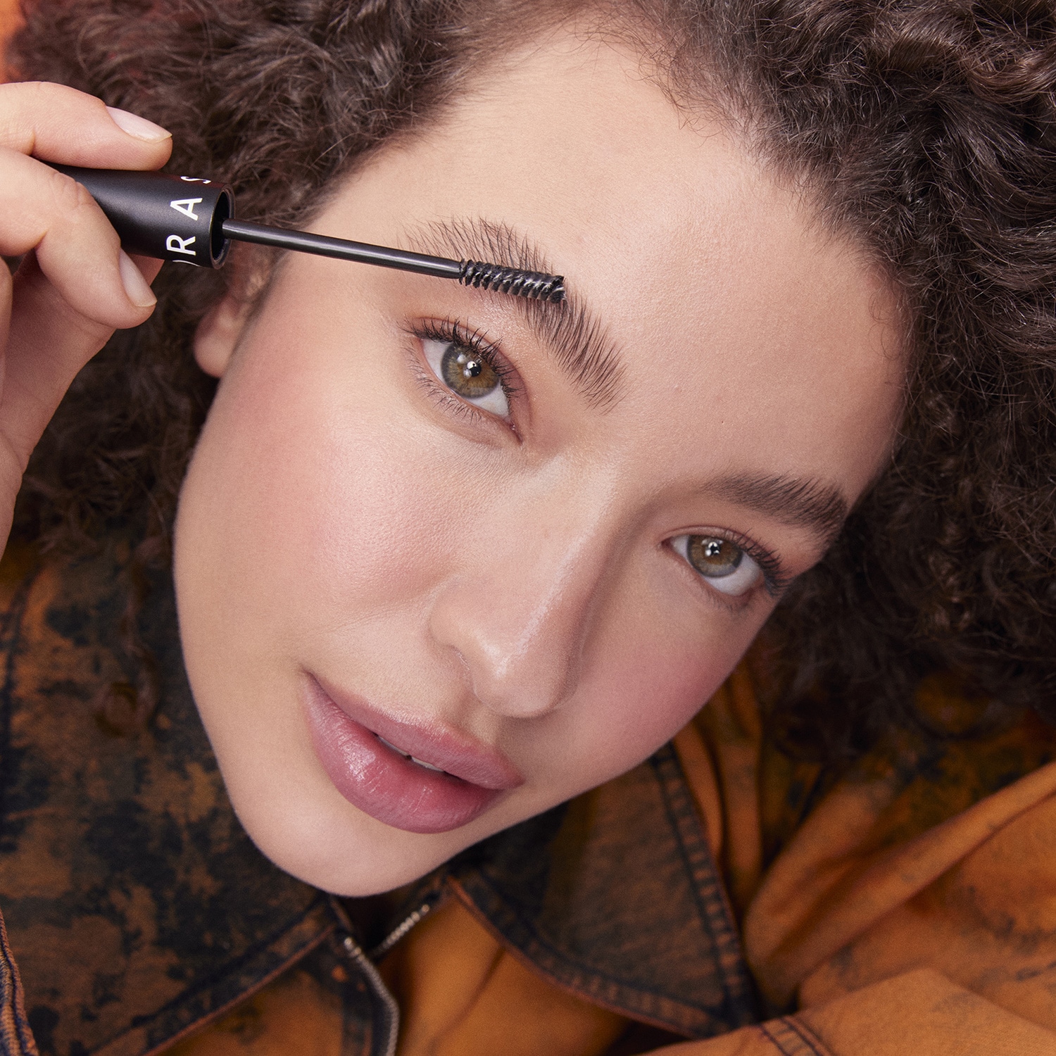 FLUFF & FIX BROW WAX - Hacim Veren Kaş Sabitleyici | SEPHORA