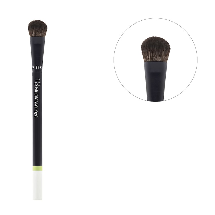 13 Multitasker eye brush - Intuitiv applicering med perfekt finish