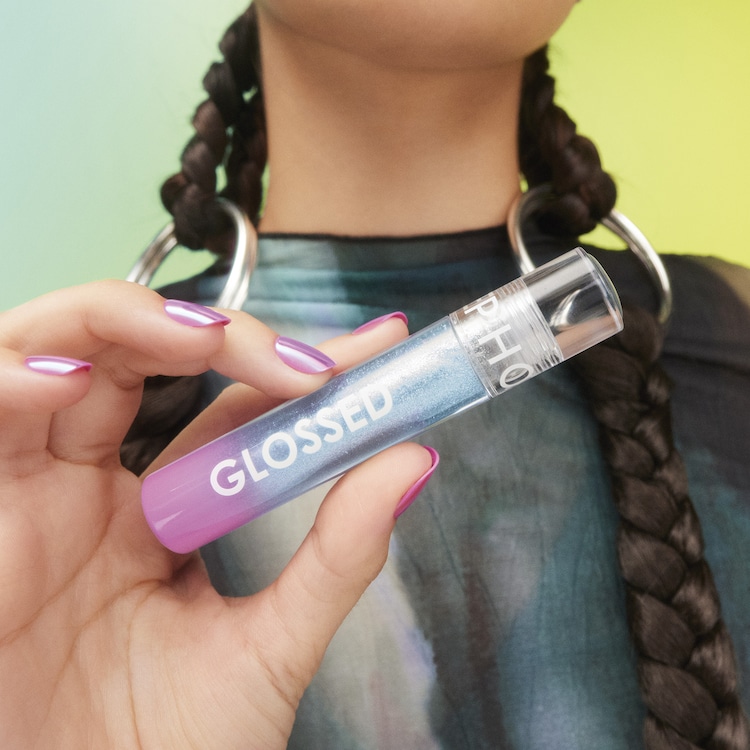 Color Twister Glossed - Gloss pentru buze