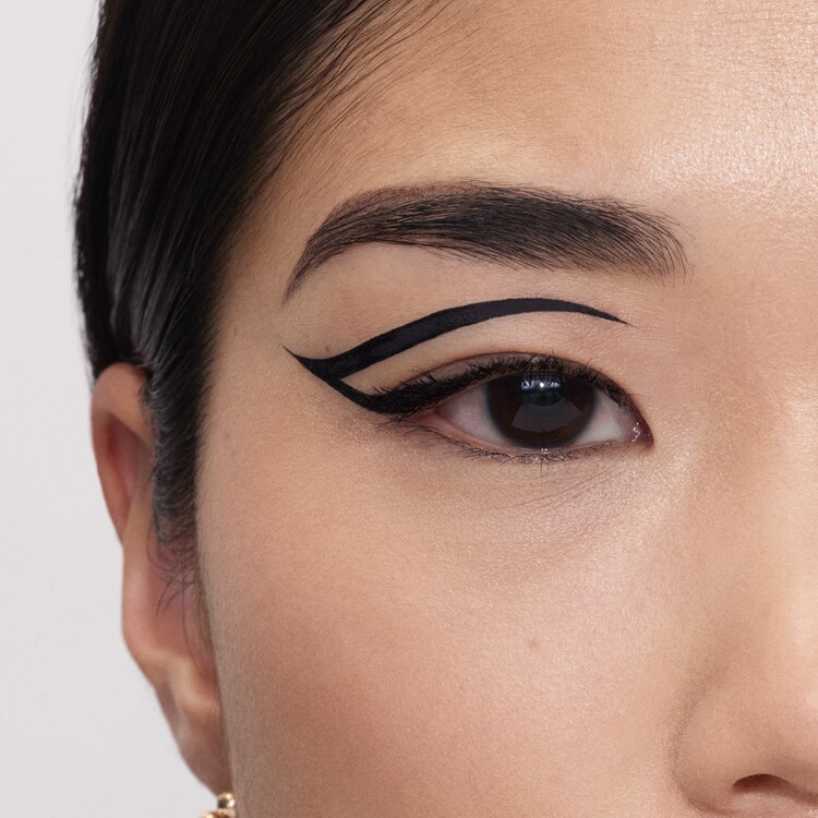 Eyeliner Alta Precisión
