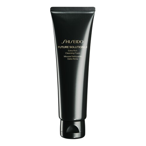 Shiseido - Future Solution LX Extra Rich Cleansing Foam - Face Cleanser