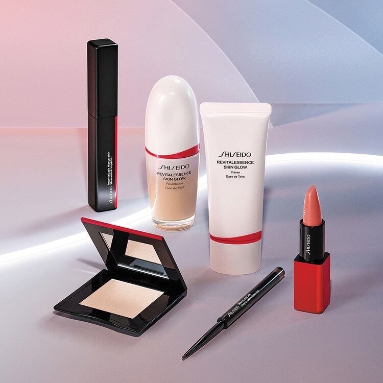REVITALESSENCE SKIN GLOW PRIMER - Βάση και Primer