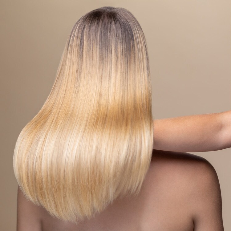 L'Huile Précieuse Cheveux Brillance et Nutrition - Óleo embelezador