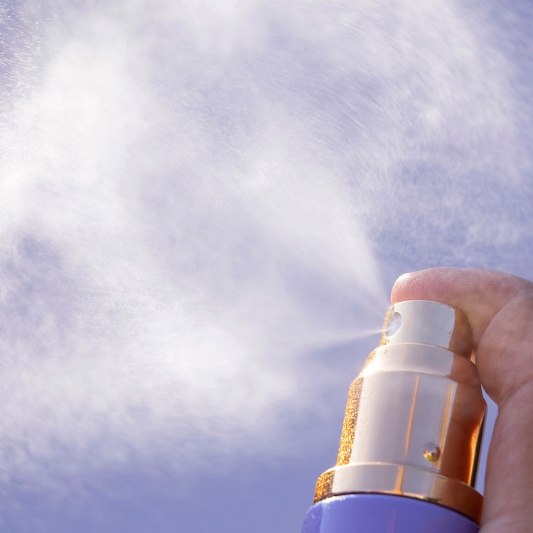 Luminous Dewy Skin Mist - Ferahlatıcı ve Aydınlatıcı Mist