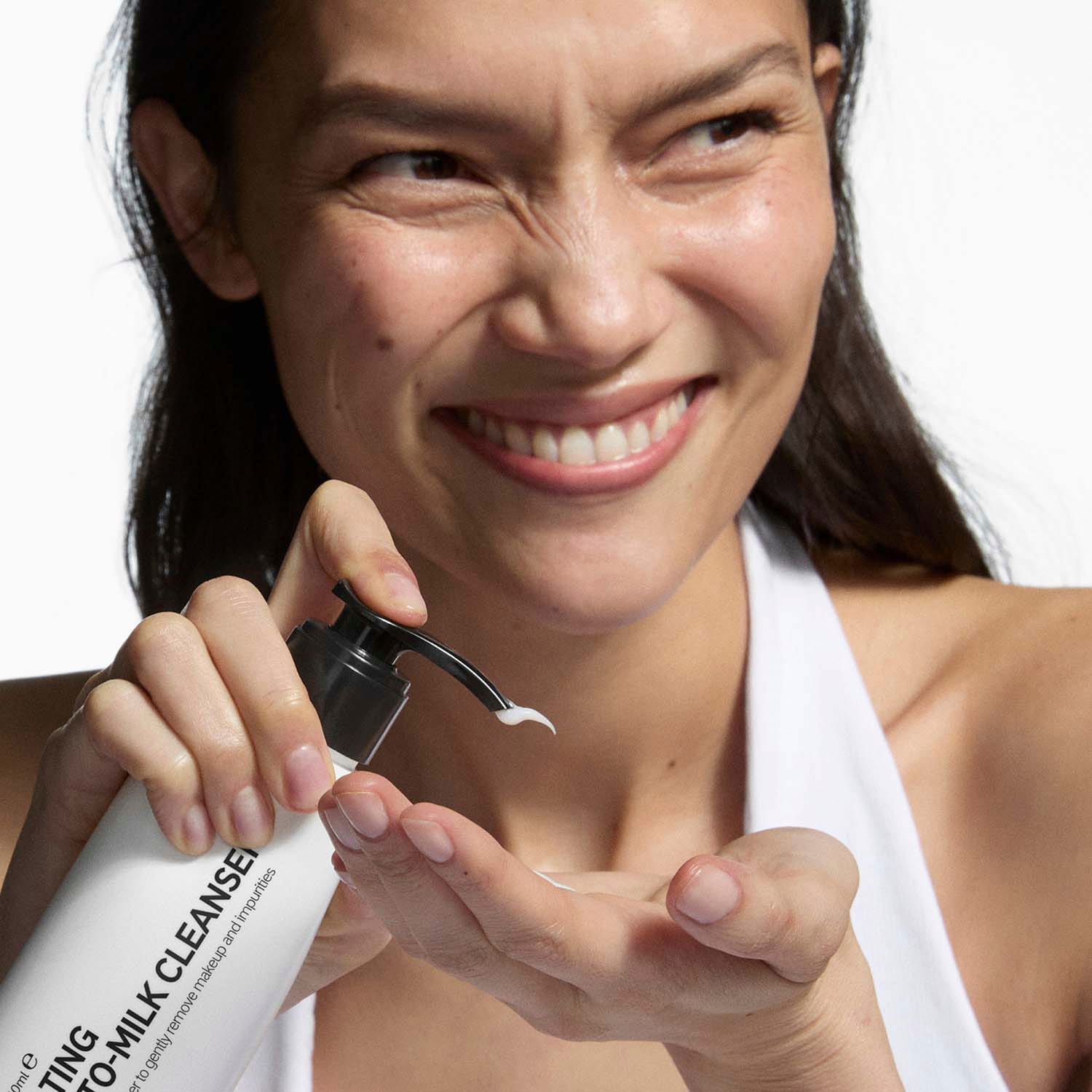 Hydrating Cream to Milk Cleanser