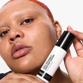 Serum za posvjetljivanje s 15% vitamina C i EGF-a